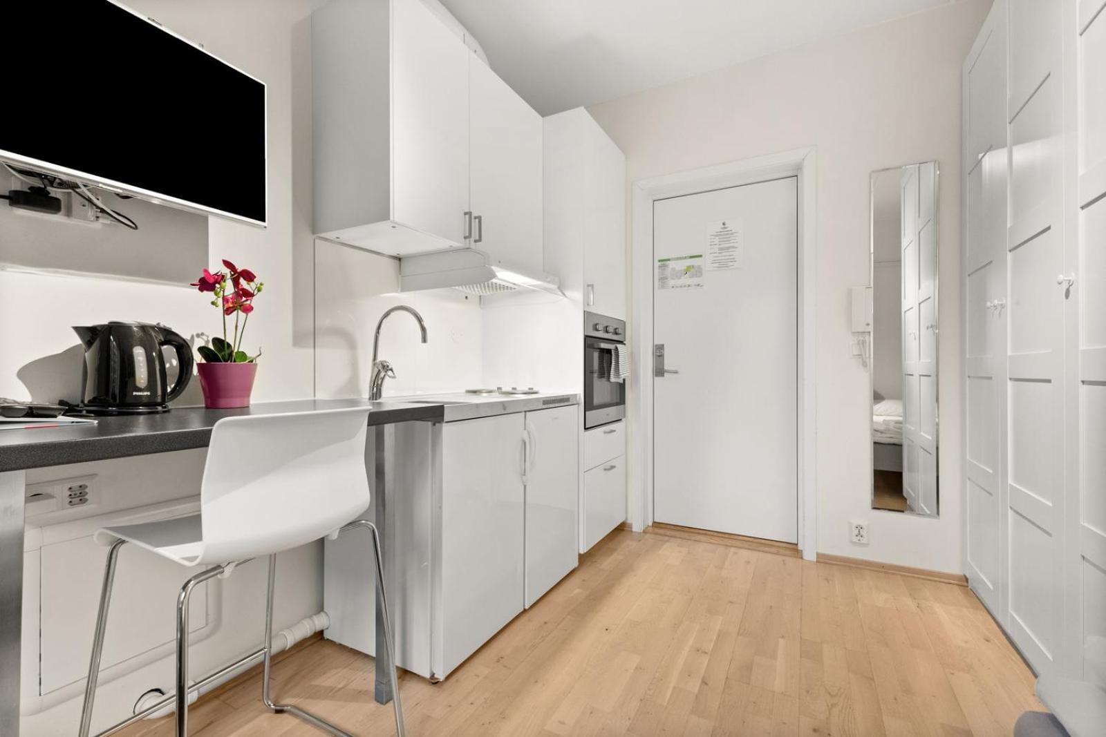 Private Modern Wifi Washing Machine & Dryer Lejlighed Oslo